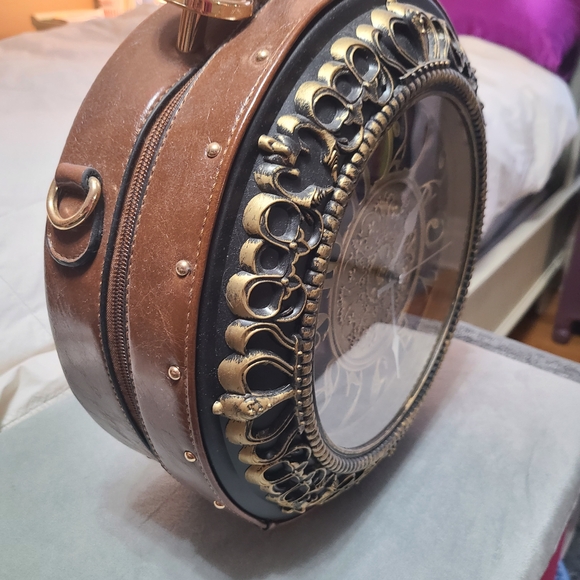 Unique Clock Purse (Clock Functions) - Picture 3 of 6
